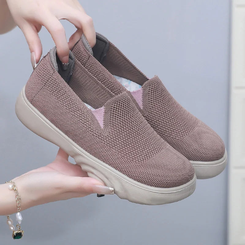 SOFT GO  SUMMER FLATS