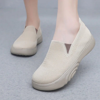 SOFT GO  SUMMER FLATS