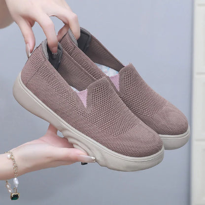 SOFT GO  SUMMER FLATS